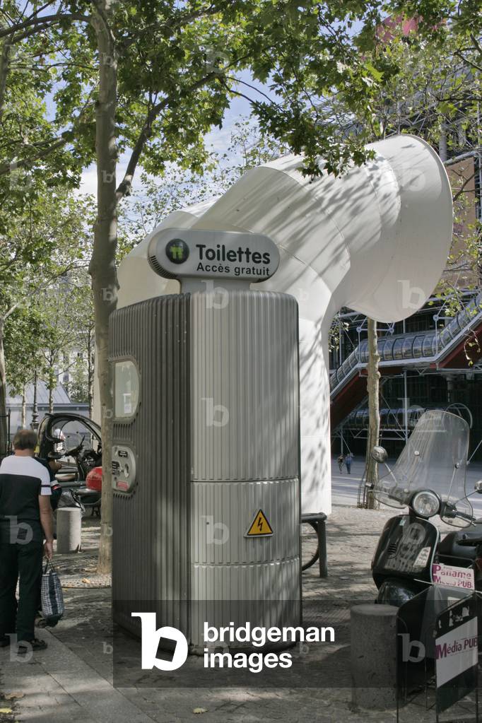 Urban furniture, Place Georges Pompidou, Paris 4th arrondissement.