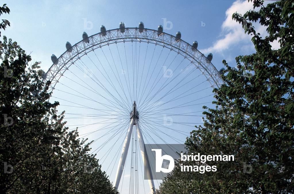 London Eye in London, England. Construction 2000, Marks Barfield design.
