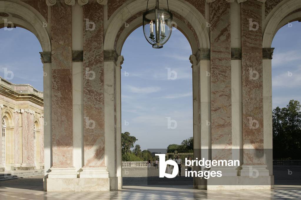 Le Grand Trianon de Versailles, architect Jacques Hardouin Mansart, 1687. Parc du chateau de Versailles (Yveline, Ile de France)