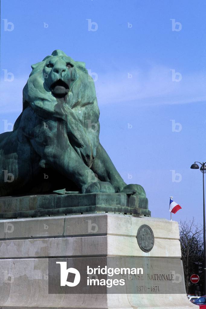 Le Lion de Belfort, Place Denfert Rochereau in Paris 14. Sculpture by Augustus Bartholdi (1834-1904). Photography 10/03/98.