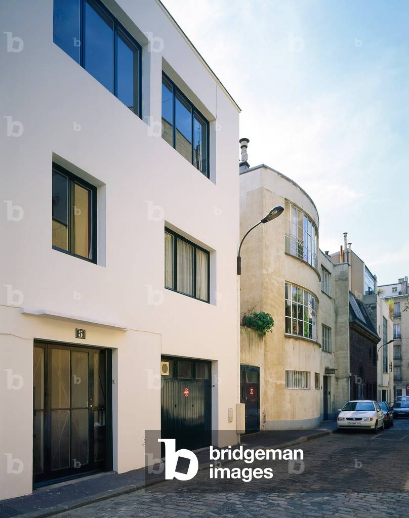 Atelier Bertrand, 5 Villa Seurat in Paris 75014. Architect Andre Lurcat (1894-1970), 1925. Made for the painter Pierre Bertrand.