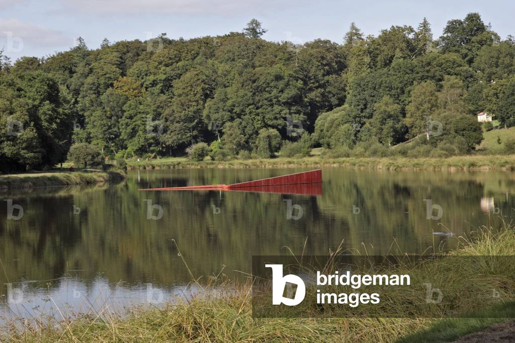 Floating course n°1 and 2, 1986 by Marta Pan, Sculpture Park. Centre d'art contemporain, Domaine de Kerguehennec, in Bignan (Morbihan, Brittany). Photography 13/08/09.