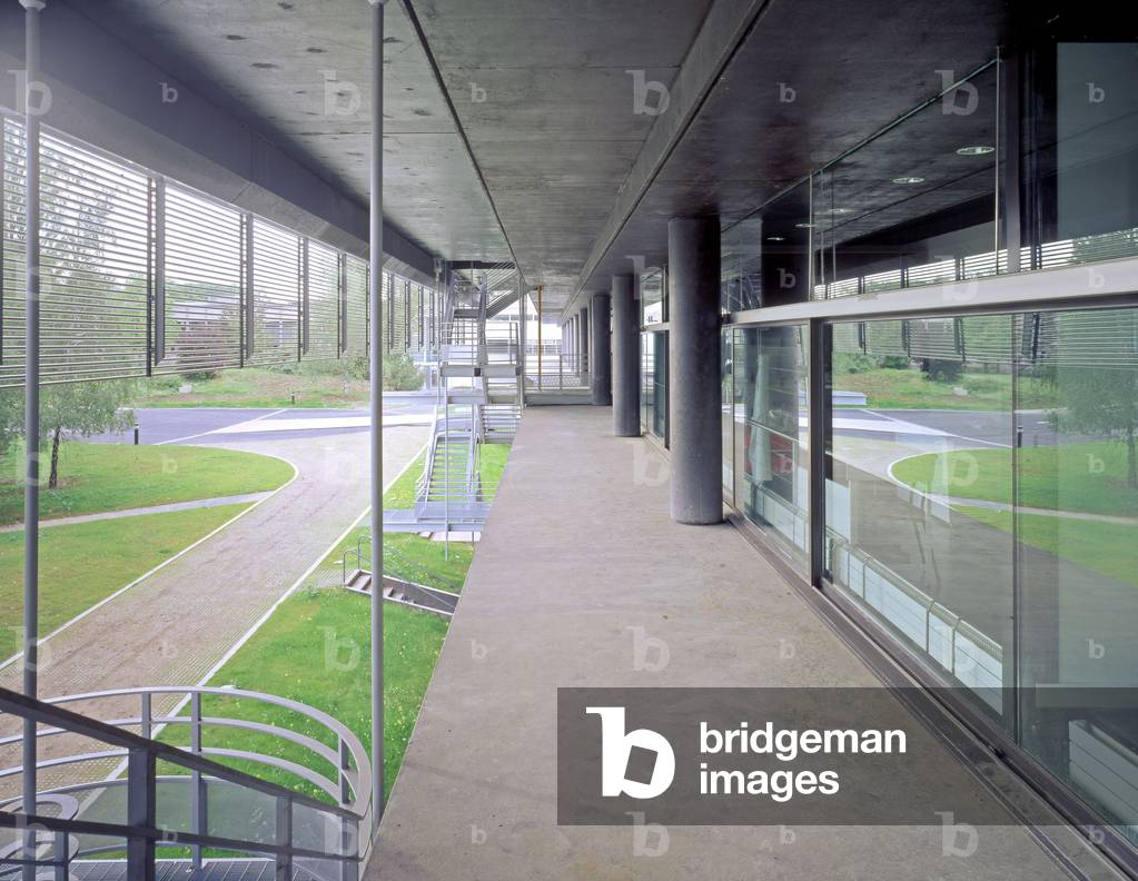 The Faculty of Sciences of Tours (Indre and Loire, region Centre). Architect Franck Hammoutene, 1996.