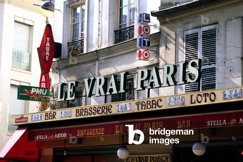 The brasserie Le Vrai Paris, rue des Abbesses in Paris 75018.