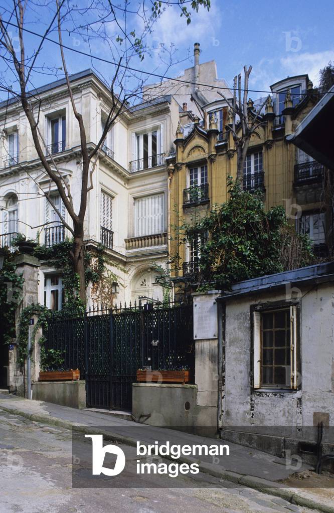 Avenue Frochot in Paris 9th.