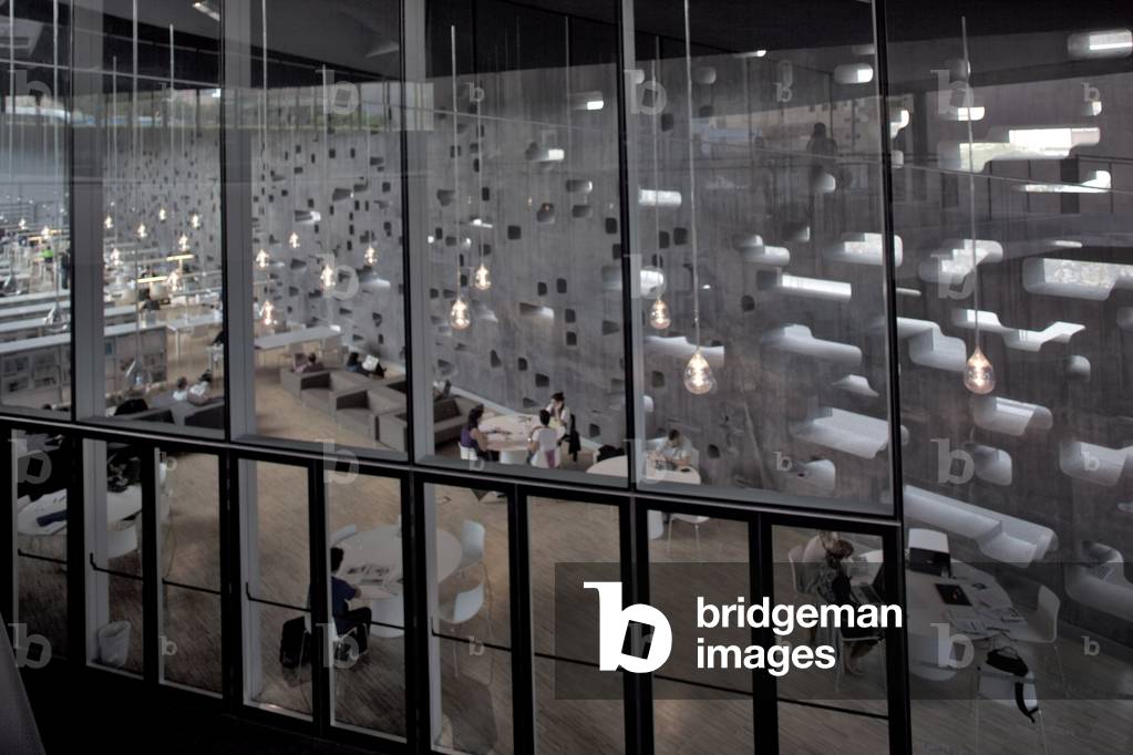 The Tenerife Espacio de las Artes (TEA) in Santa Cruz de Tenerife, Spain. Architecture of Herzog Et de Meuron 2008. Photography 20/12/09