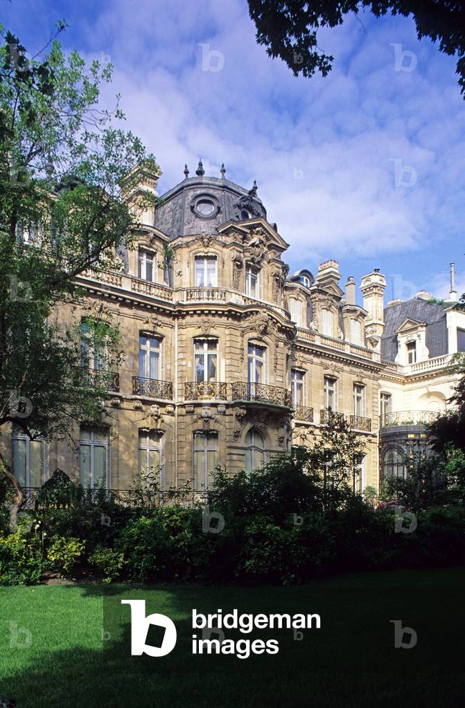 Hotel particulier, 5 avenue Van Dyck, Paris 8th arrondissement. Built for the industrialist Emile Justin Menier (1826-1852) in the Louis XIV style, in 1867, architect Henri Parent (1819-1895).