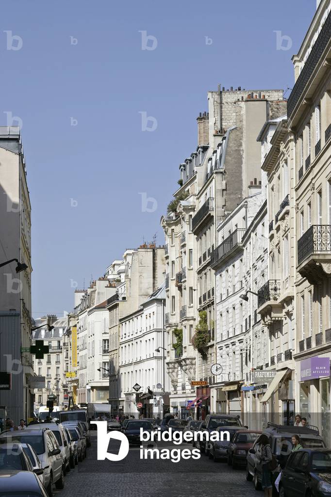 La rue de Passy in Paris 16th.