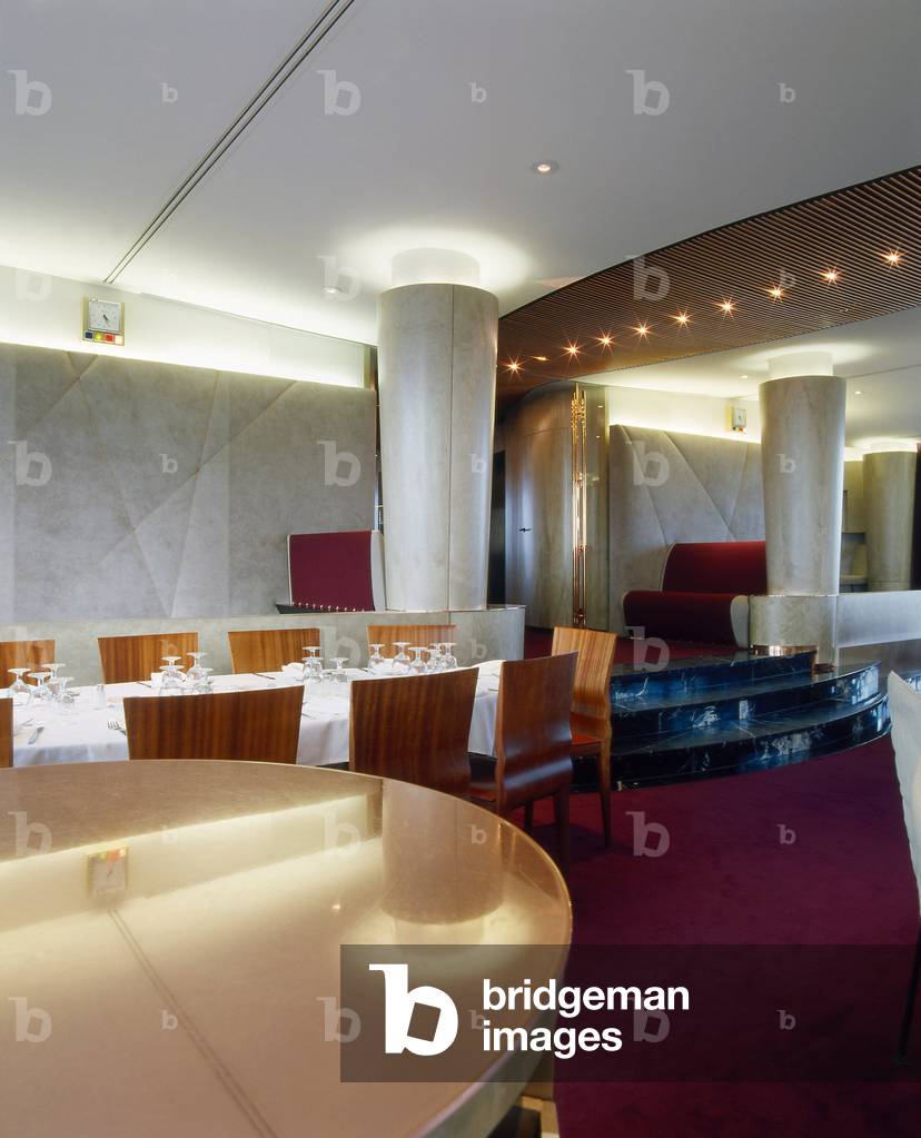 Restoration of the National Assembly, Paris 7. Architecture by Boiffils Henri and Jacqueline, 1991. Photography 1991.