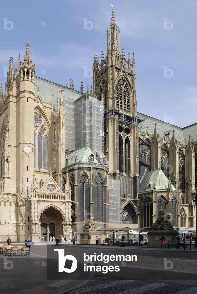 La place de la Cathedrale a Metz (Moselle). Photographie 28/08/07.  par Remy Castan