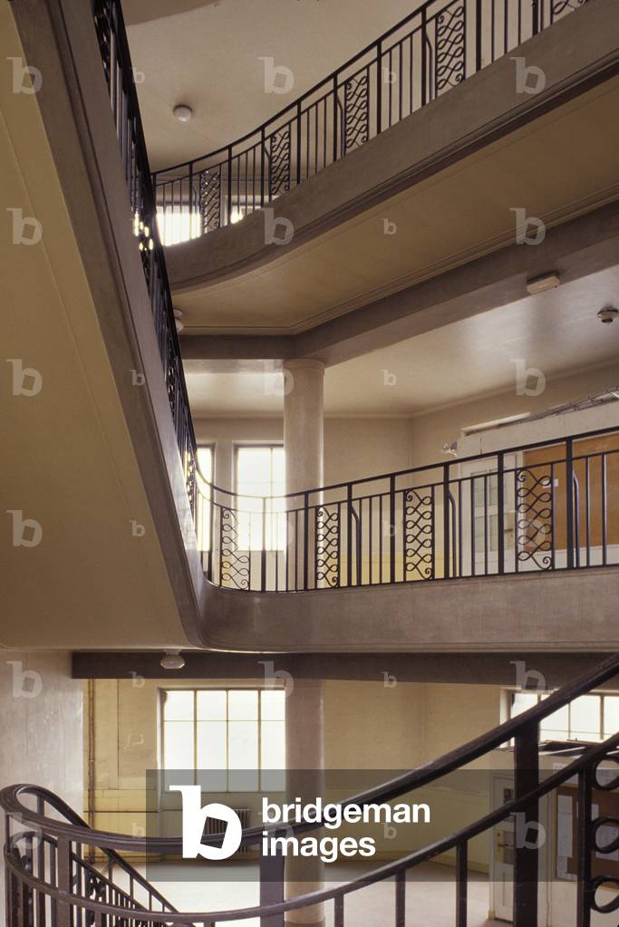 "Das Lycee Lafontaine hat das 16. Arrondissement von Paris."