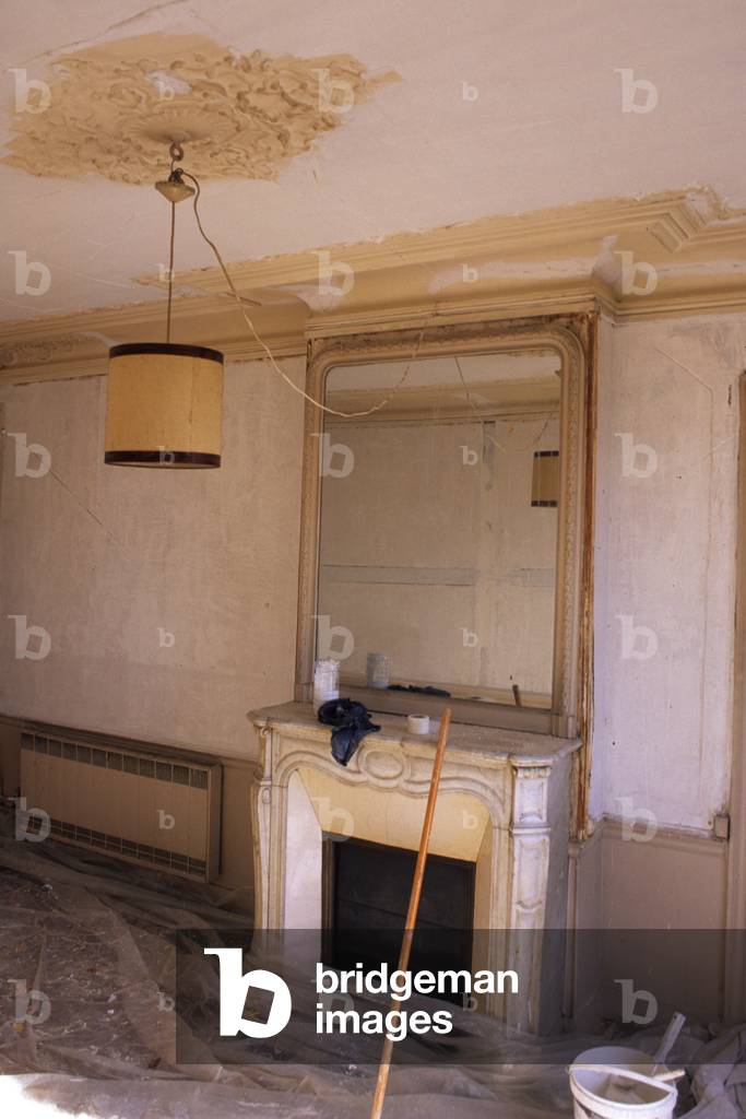 Renovierungsarbeiten an einer Pariser Wohnung (Wohnung wird in Paris renoviert), Paris 11.