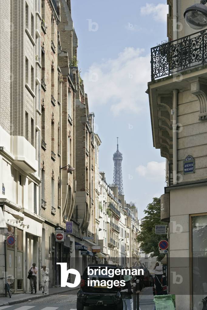 Avenue Mozart al 16° di Parigi. Fotografia 01/09/07.