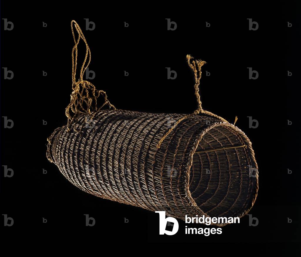 Hinaki, fish trap (reed & plant fibre)