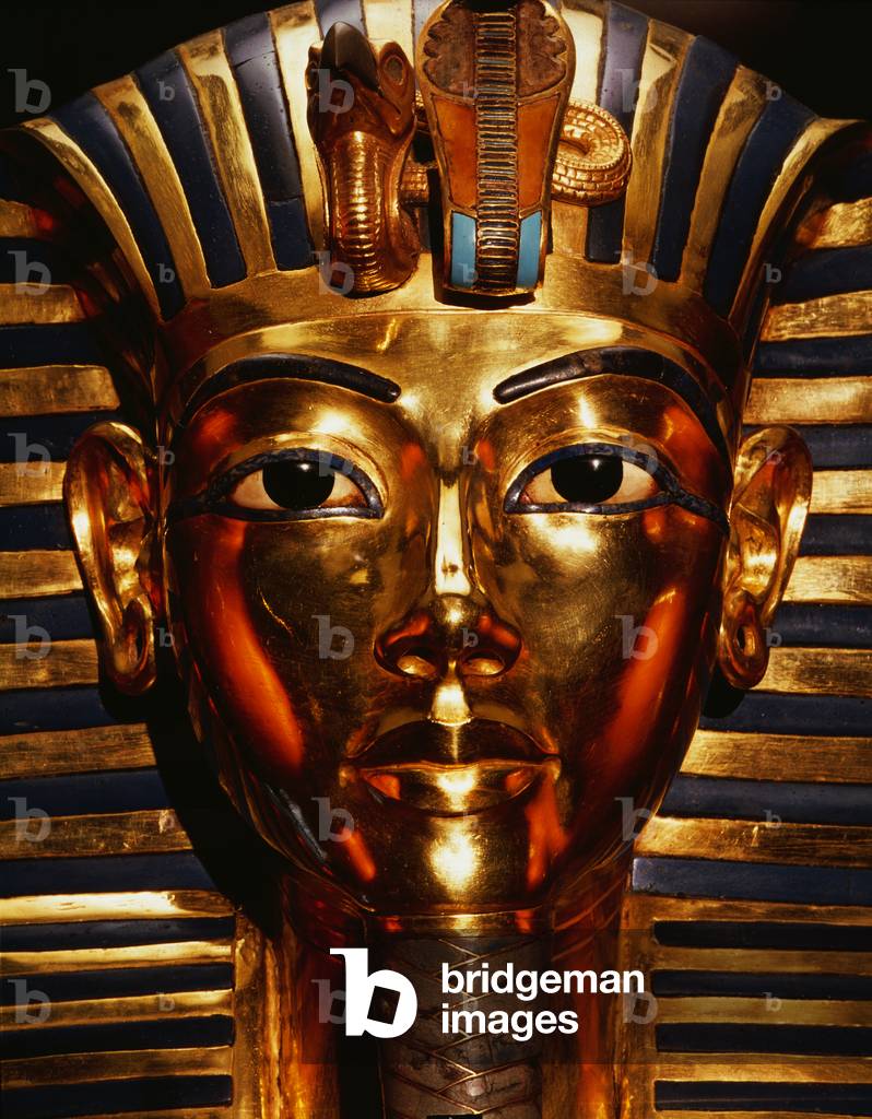 Gold mask of King Tutankhamun, from a series on Egypt, 1966-1968 (photo)