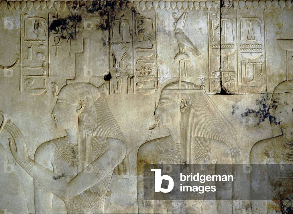 ABYDOS: Tempio di Seti (Sethi) I, le dee che accompagnano il Faraone.