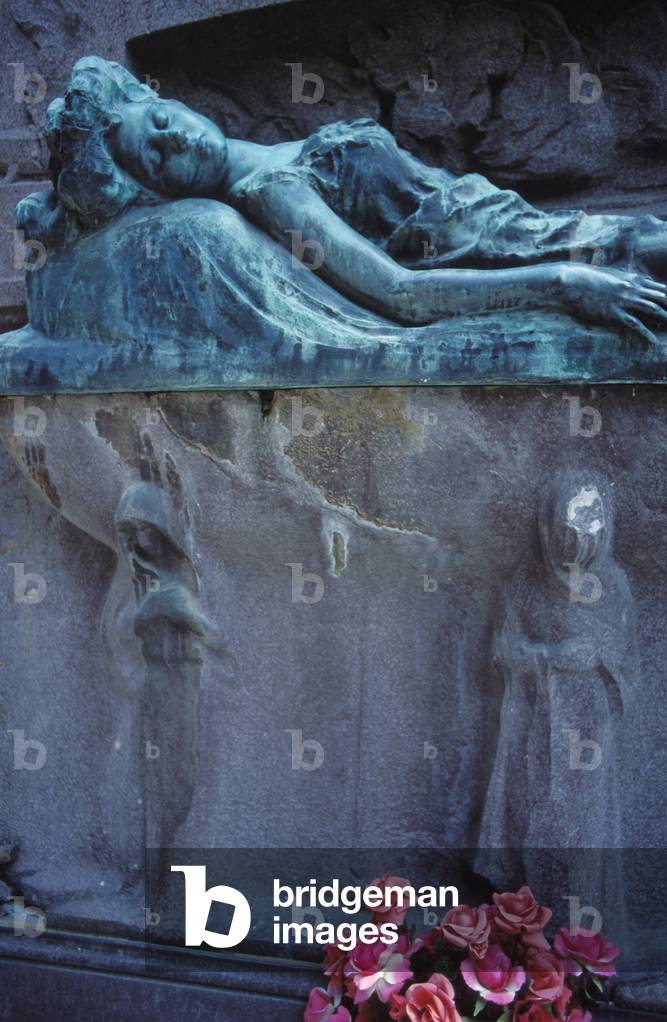 The tomb of Sonia Kaliensky, the island cemetery of San Michele, Venice, Italy (photo)