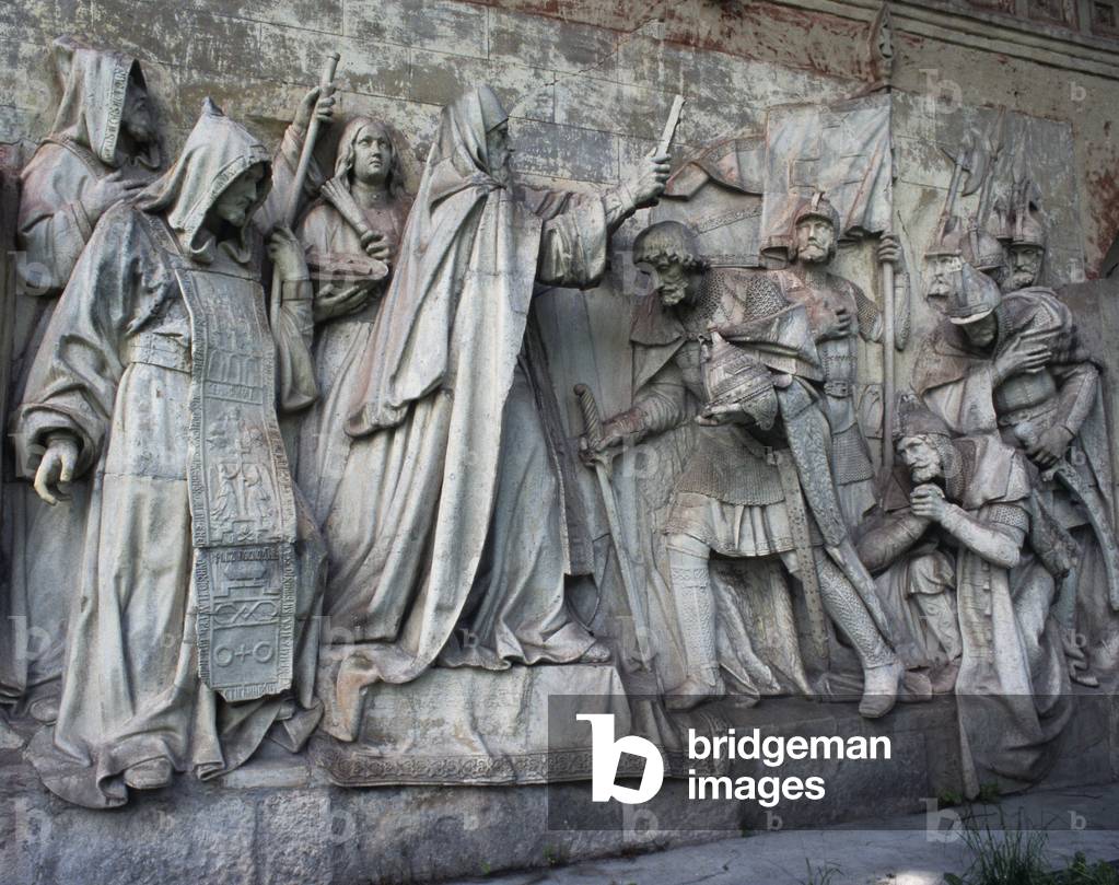 Sculptures from the original Cathedral of Christ the Saviour, the Old Necropolis, Donskoy Monastery, Moscow, Russia (photo)