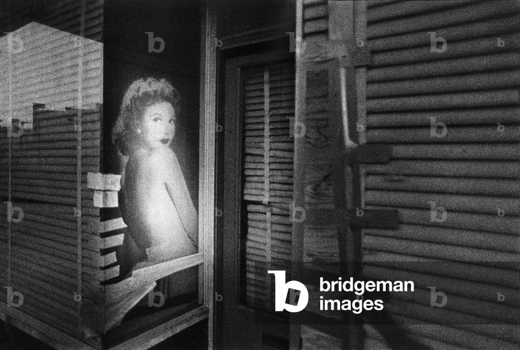 Shop Window, San Francisco, California, USA (b/w photo)