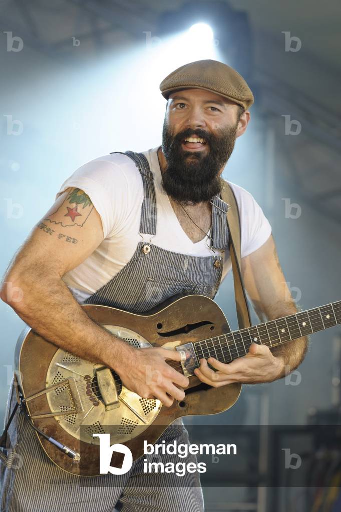 Reverend Peyton's Big Damn Band (photo)