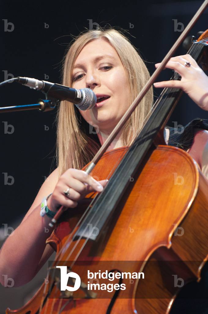 Rachel McShane (photo)