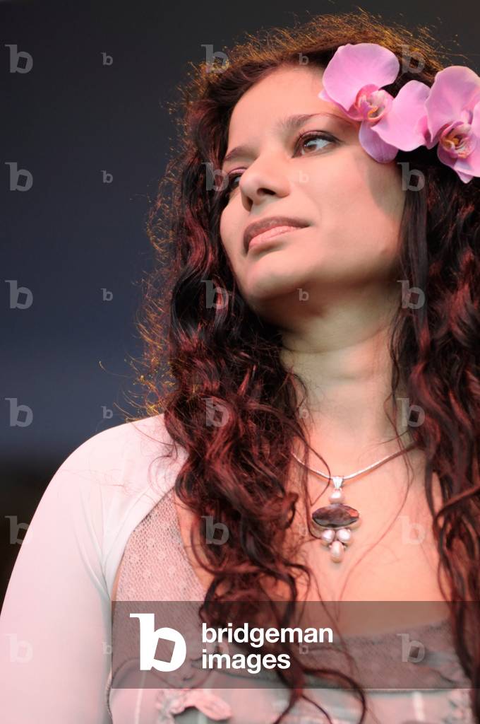 Sheila Chandra  (The Imagined Village) (photo)