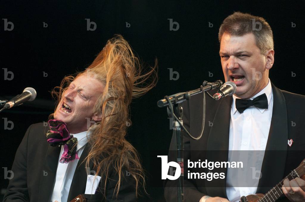 Ukulele Orchestra of Great Britain (photo)