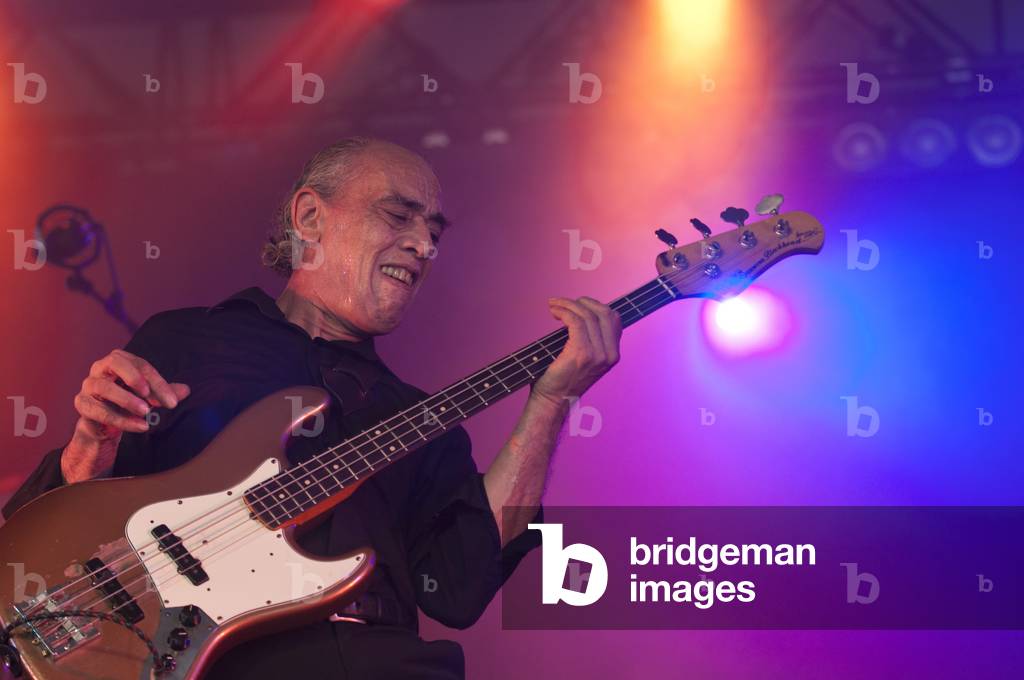 Norman Watt-Roy (photo)
