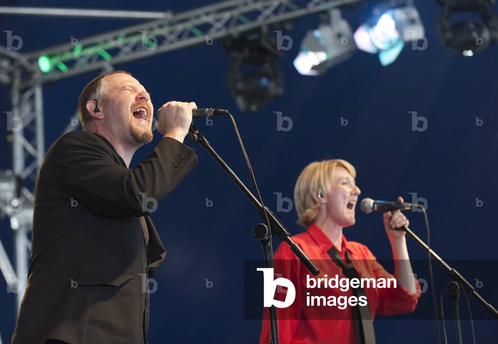 Merry Hell (Andrew and Virginia Kettle) (photo)