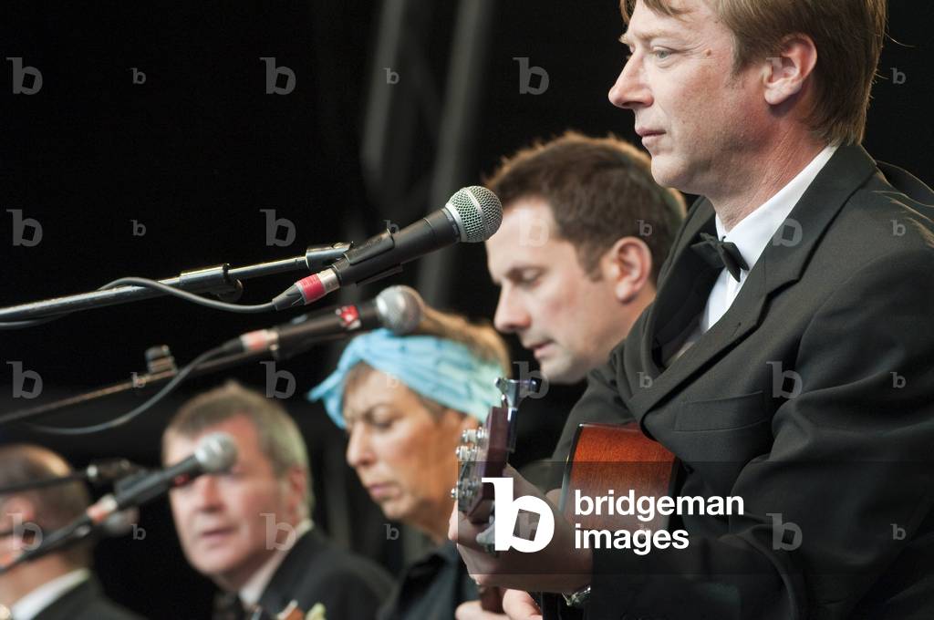 Ukulele Orchestra of Great Britain (photo)