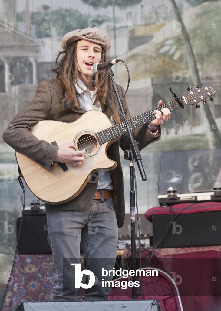 JP Cooper (photo)