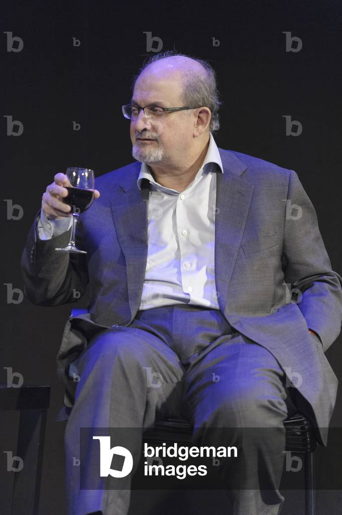 Salman Rushdie at the Cheltenham Literature Festival, 2014 (photo)