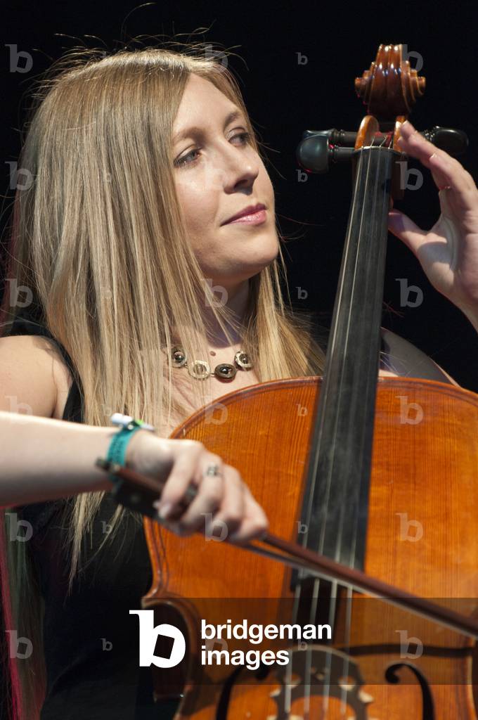 Rachel McShane (photo)