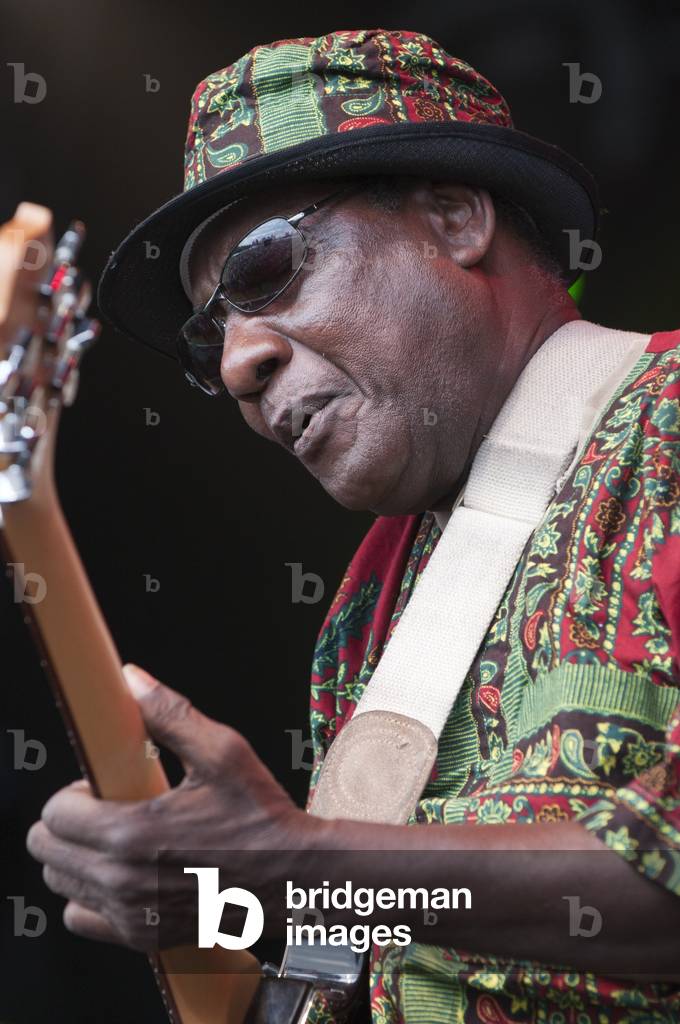 Ebo Taylor (photo)