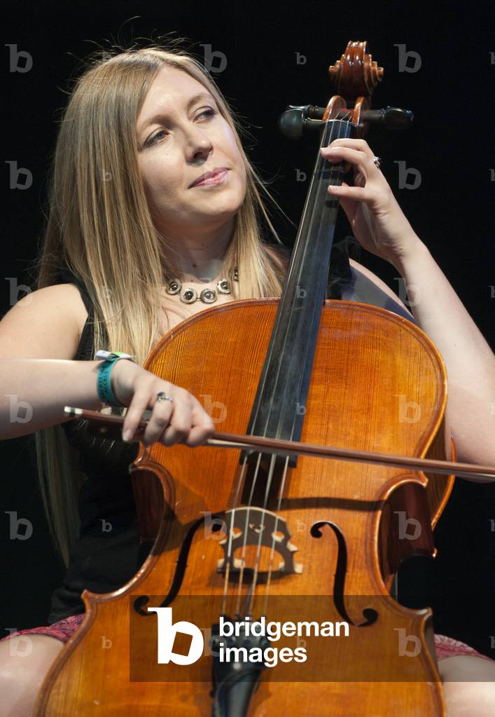 Rachel McShane (photo)