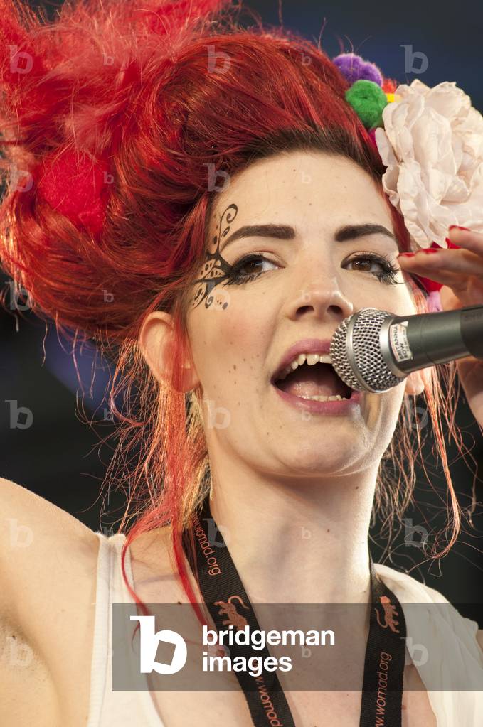 Gabby Young and Other Animals (photo)