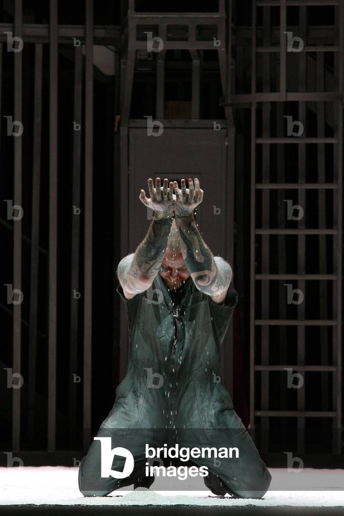 Evgeny Nikitin interpreting Il Prigioniero. The prisoner, opera by Luigi Dallapiccola at the Opera Garnier, April 2008. Orchestre de l'Opera de Paris conducts by Lothar Zagrosek and directed by Lluis Pasqual. Photography