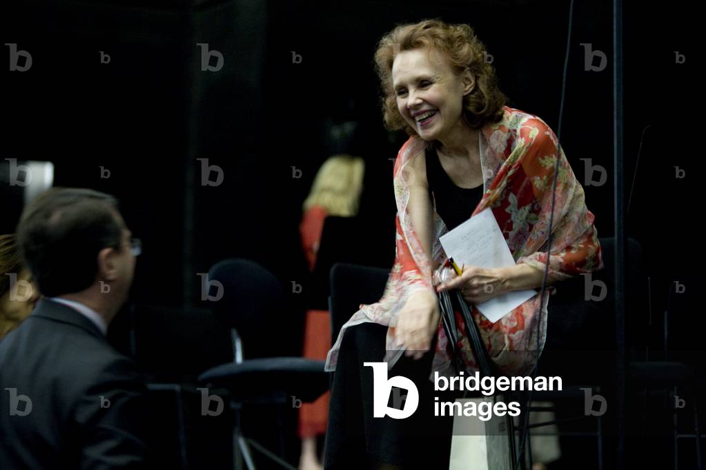 Kajia Saariaho, composer. Opera Bastille Orchestra conducted by Cornelius Meister. Soprano Dawn Upshaw. Voice: Dominique Blanc. Violin: Frederic Laroque. Opera Bastille in Paris. Photography