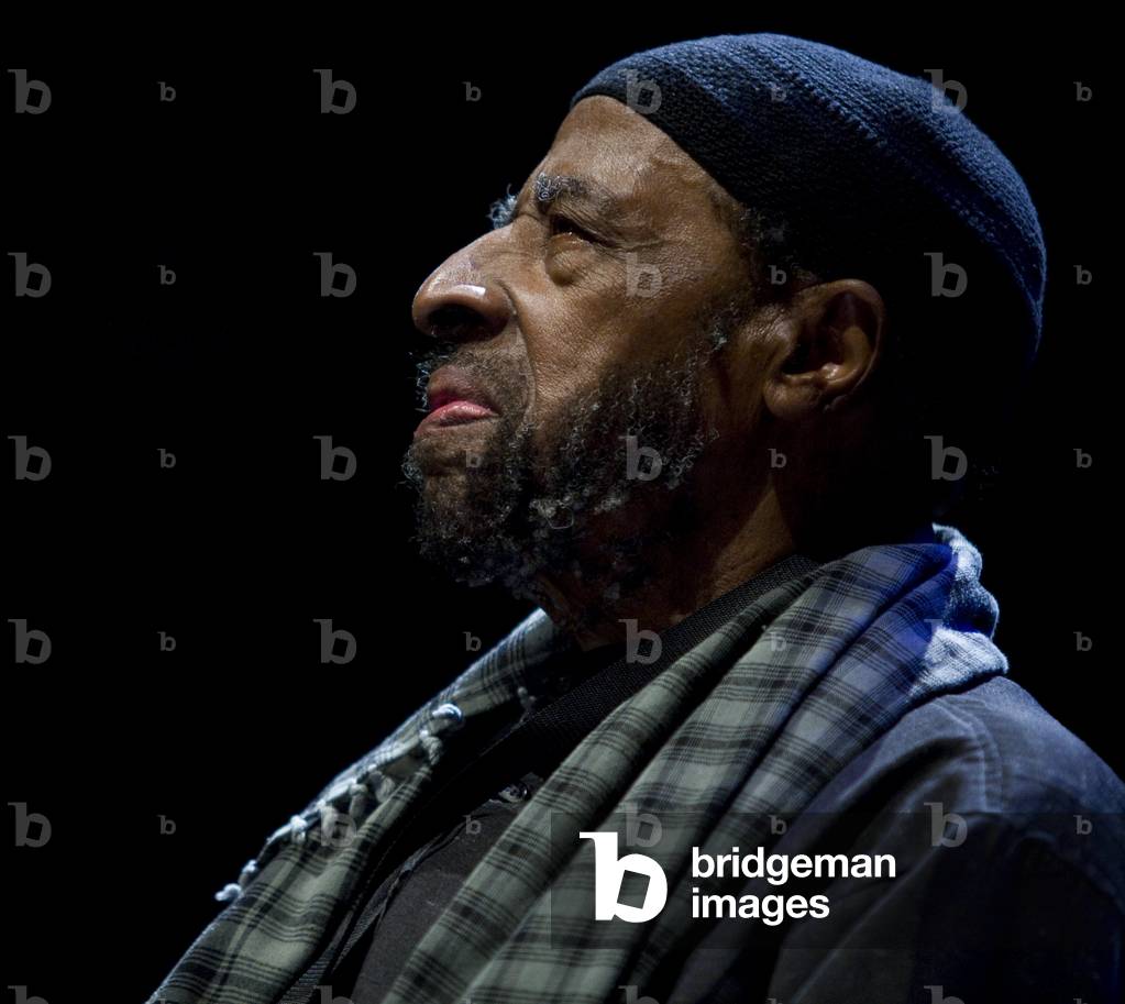 Archie Shepp on the saxophone and has the voice and Yusef Lateef on the saxophone and the flute. Grande Halle de la Villette, Paris. Photography festival jazz a la villette 2009