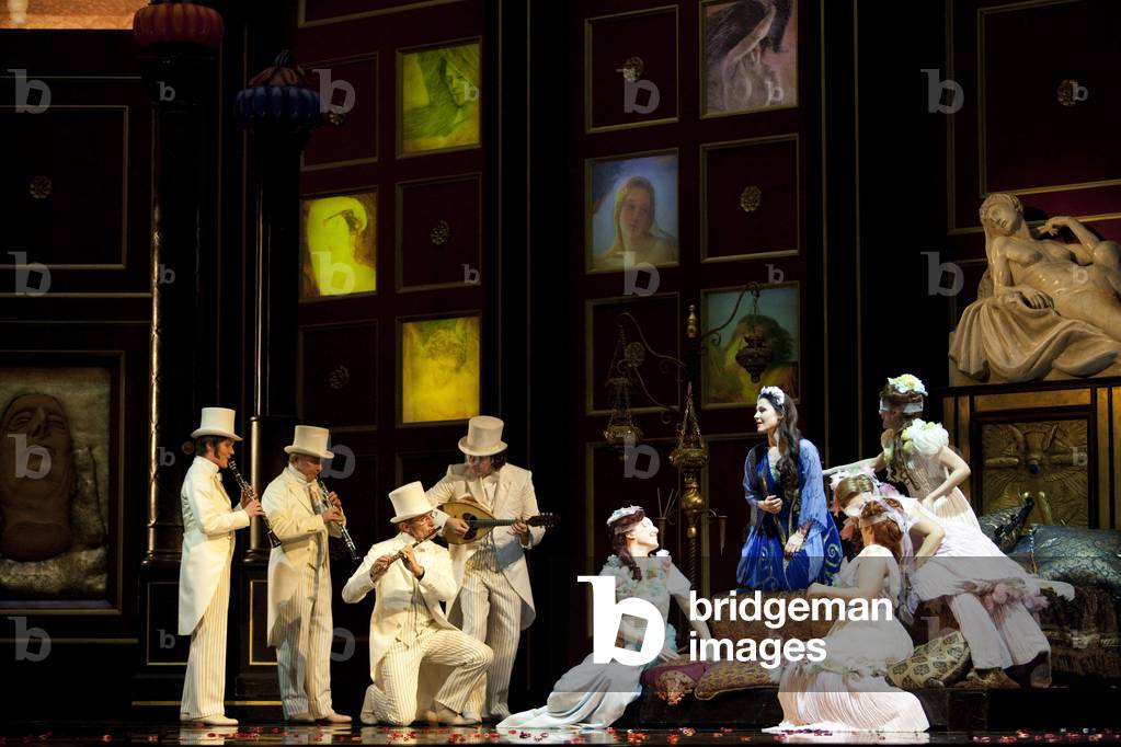 Francesca da Rimini, opera by Riccardo Zandonai at the Opera Bastille, Paris, January 2011. Orchestre de l'Opera de Paris directed by Daniel Oren and directed by Giancarlo del Monaco. Photography