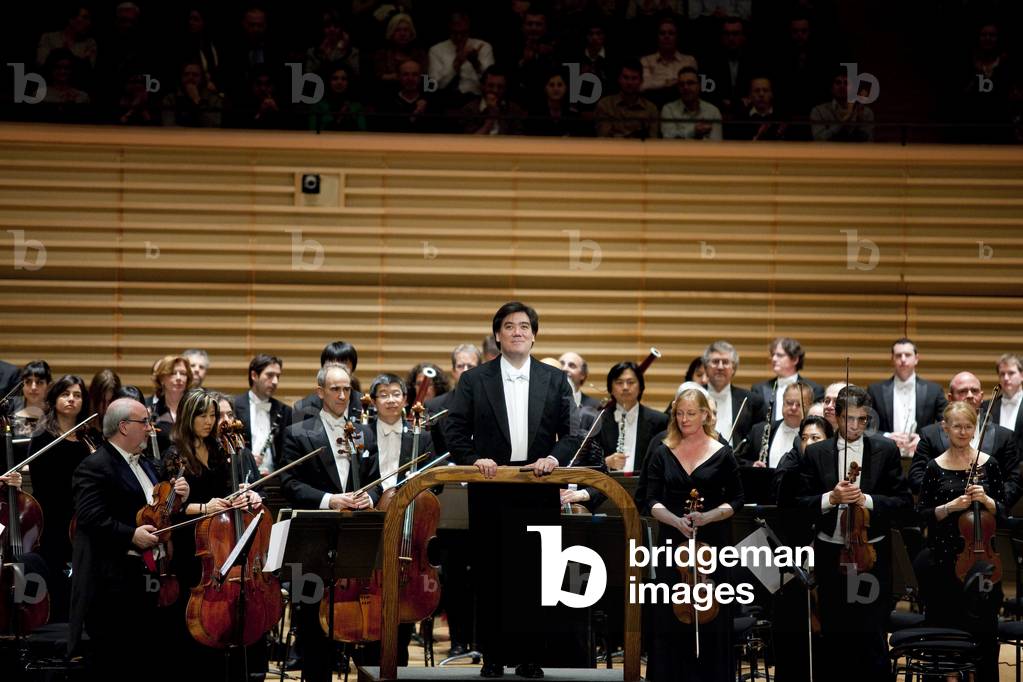 New York Philharmonic directed by Alan Gilbert. Salle Pleyel, Paris. Photography February 2010.