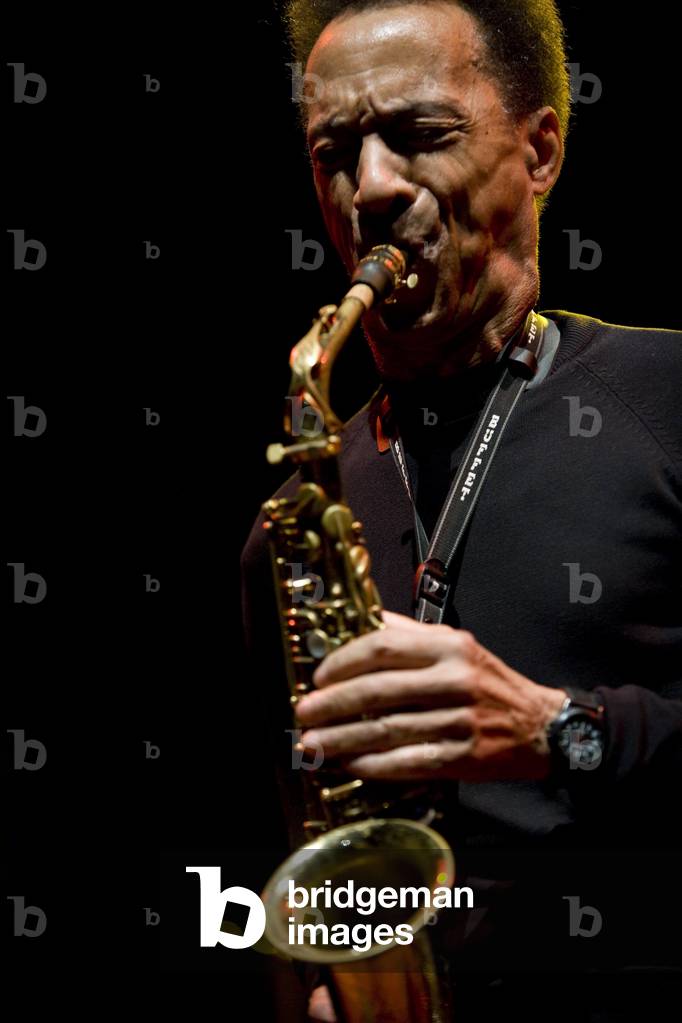 Bunky Green on the saxophone, Grande Halle de la Villette in Paris. Photography festival jazz a la villette 2009