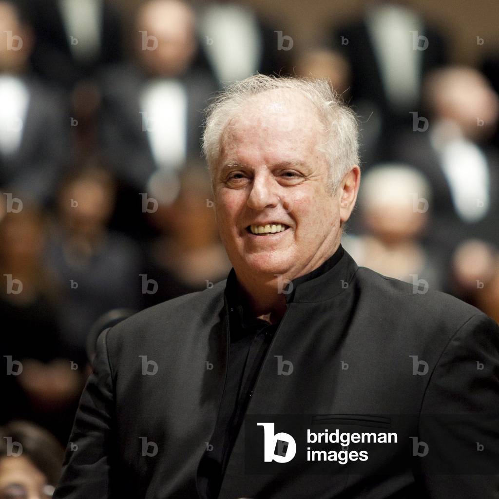Orchestra e Coro del teatro alla Scala (Milan) directed by Daniel Barenboim. Salle Pleyel, Paris. Photography 2009 (15/11/09).