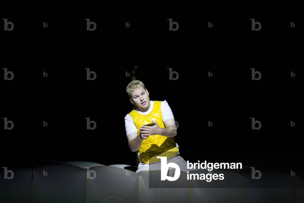 Shawa Mathey interpreting Tamino. The enchanted flute, opera by Wolfgang Amadeus Mozart at the Opera Bastille, Paris, November 2008. Orchestre et choreurs de l'Opera de Paris directed by Thomas Hengelbrock and directed by La Fura Dels Baus. Photography