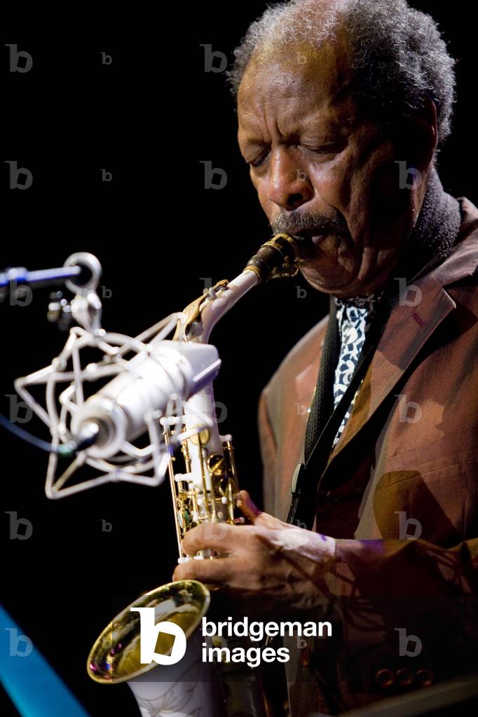Ornette Coleman Quartett mit Ornett Coleman auf Saxophon und Violine. Grande Halle de la Villette, Jazz a la v