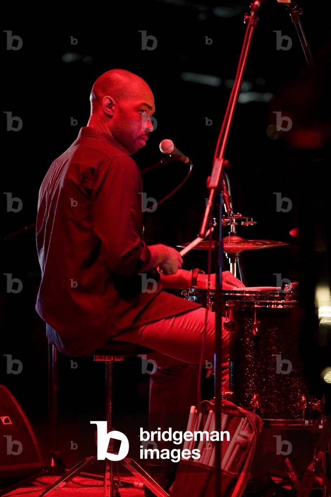 Eric Harland has drums. Grande Halle de la Villette, Paris. Photography January 2008