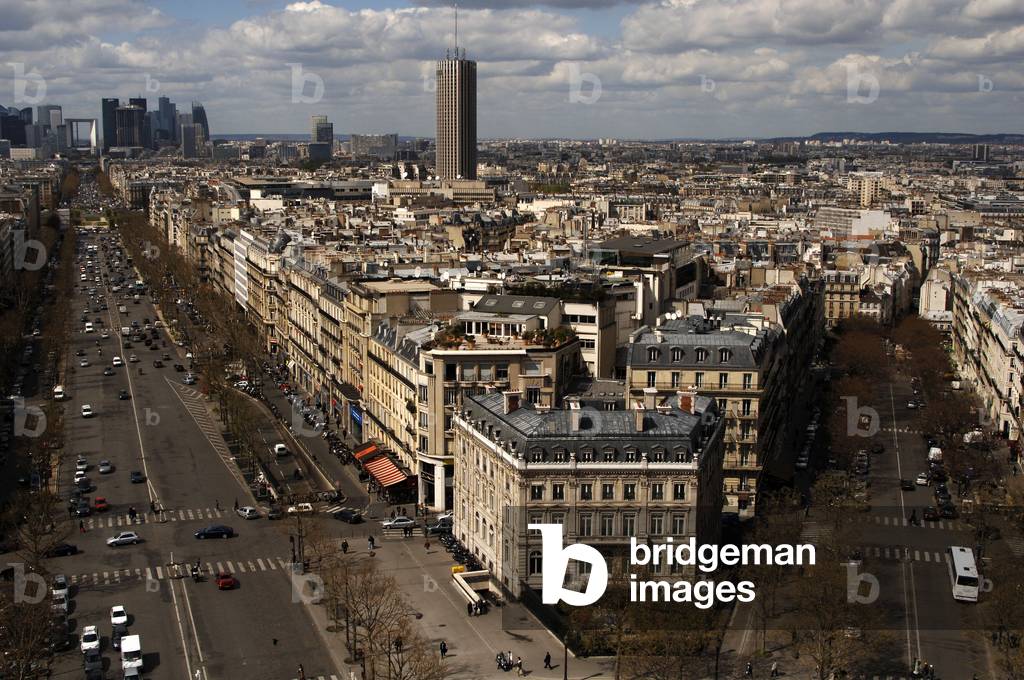 France. Paris. View of the skyscrapers of La Defense (business district).
