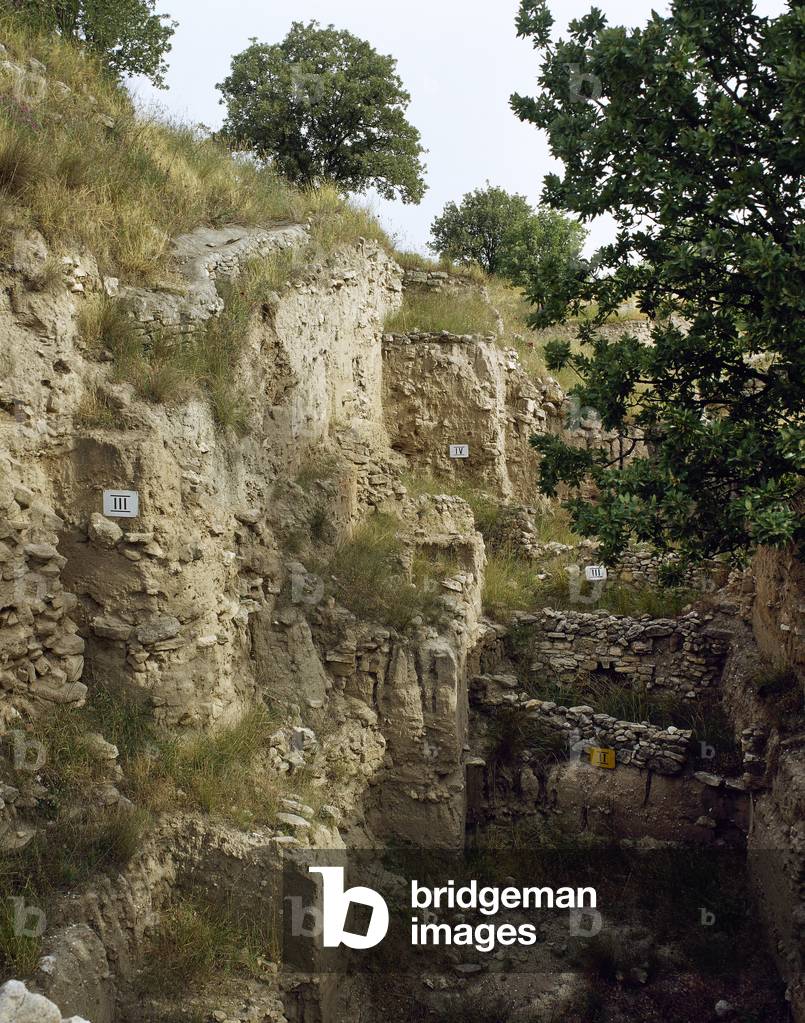 Troy, City of Asia Minor, Troy I-IV stratum, 3rd millennium BC, Bronze Age, Ruins, Turkey (photo)