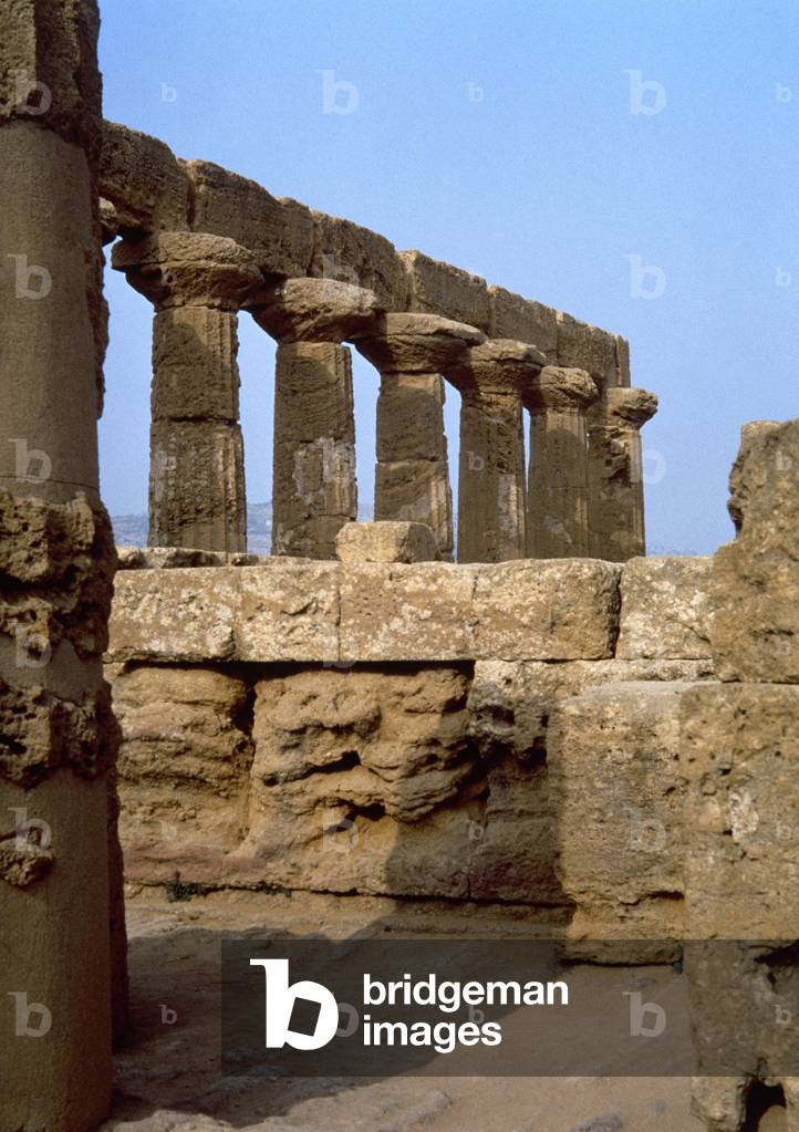 Archaeological site of Agrigento, Temple of Juno Lacinia. 450 BC, Sicily, Italy (photo)