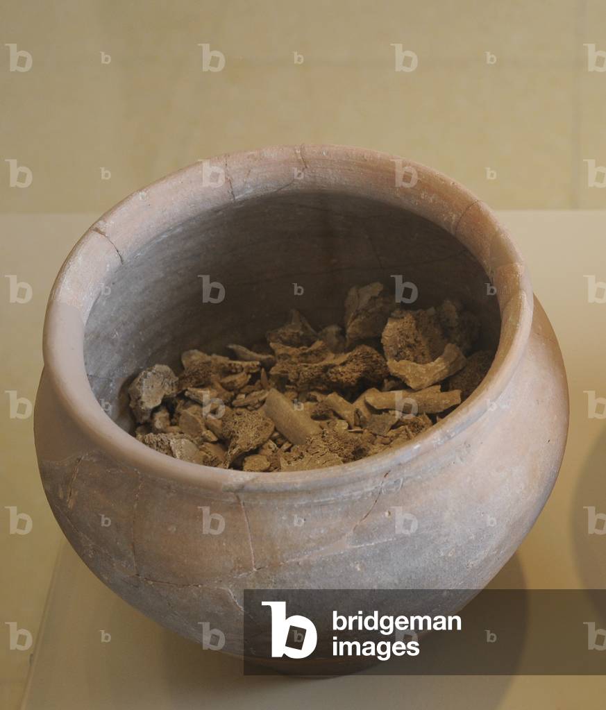 Roman era, Ceramic urn, The burial zone located at Robert d'Aguilo Street, Tarragona, Spain